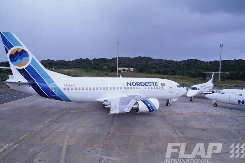 PT-MNC / Boeing 737-500 / Nordeste