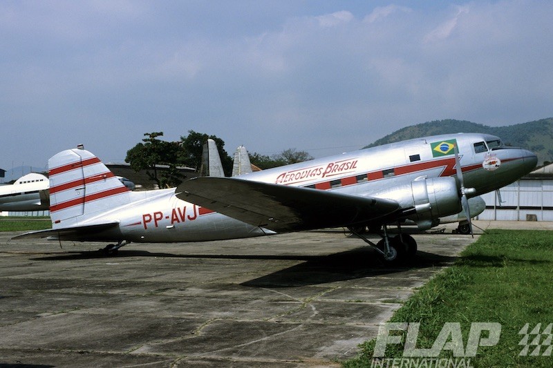 PP-AVJ / DC-3 / Aerovias Brasil