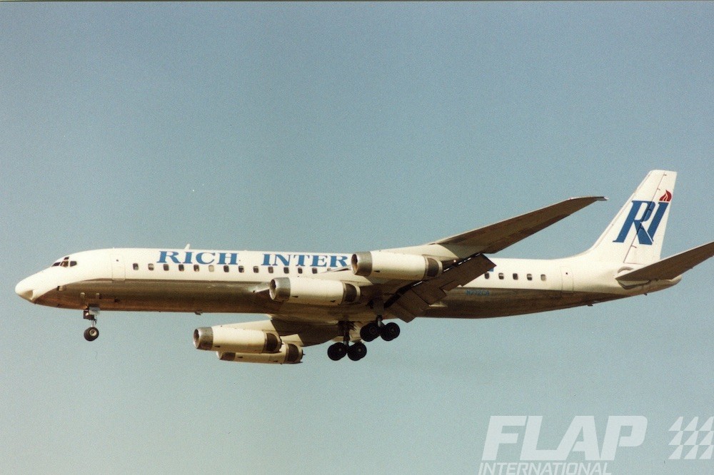 N772CA / DC-8-62 / Rich International