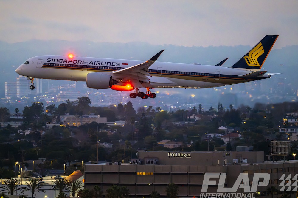 9V-SJF / A350 / Singapore Airlines