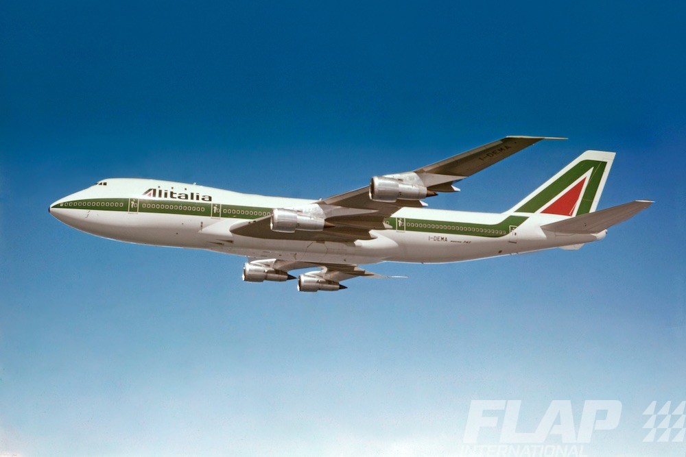 I-DEMA / 747-100 / Alitalia