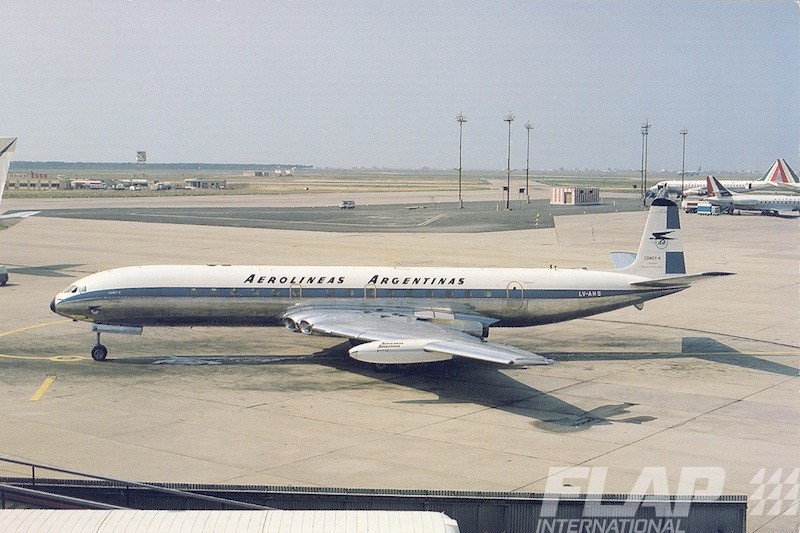 LV-AHS / Comet / Aerolíneas Argentinas