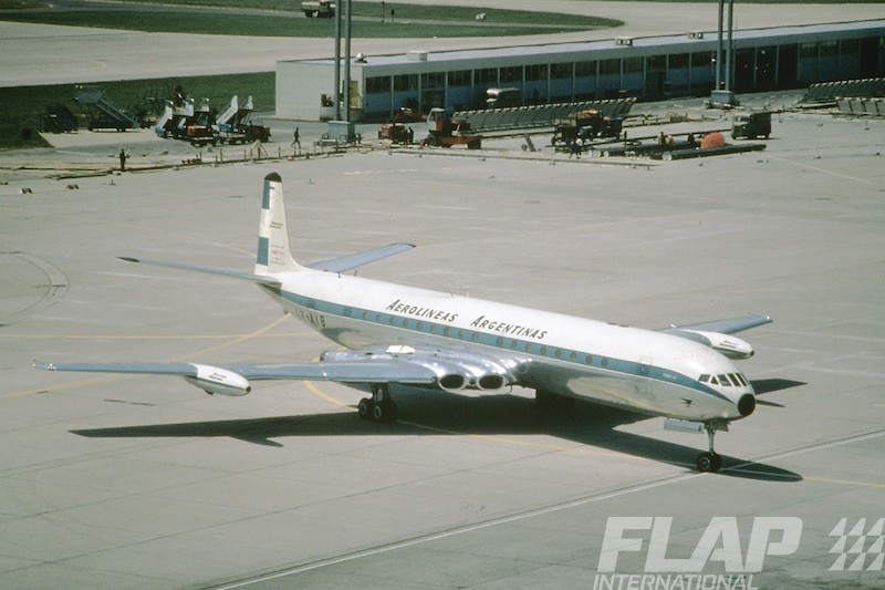 LV-AIB / Comet / Aerolíneas Argentinas