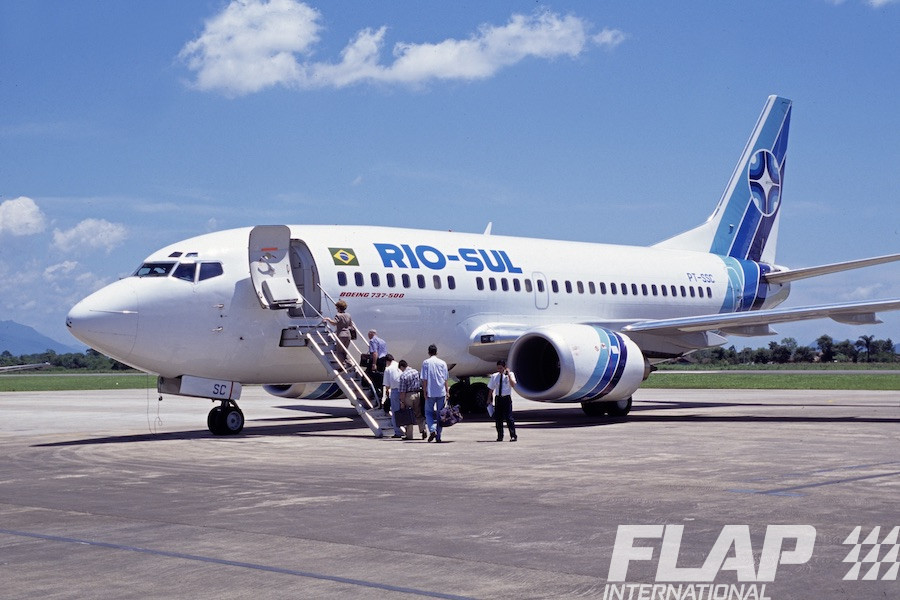 PT-SSC / 737-500 / Rio-Sul