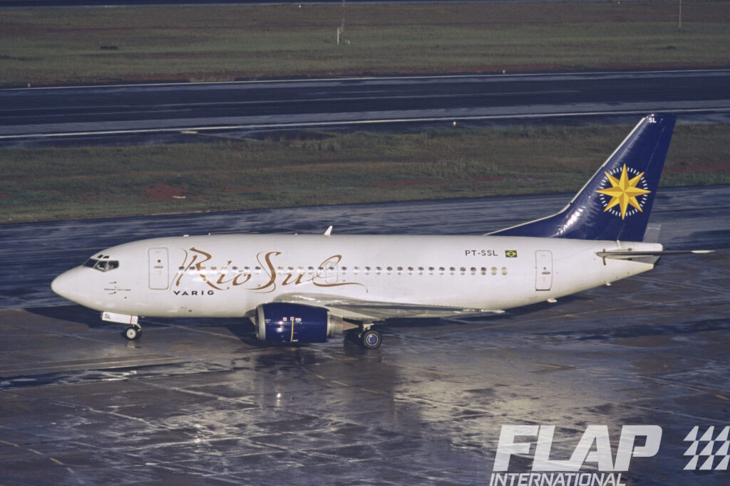 PT-SSL / 737-500 / Rio-Sul