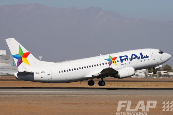 CC-ACE / 737-300 / PAL