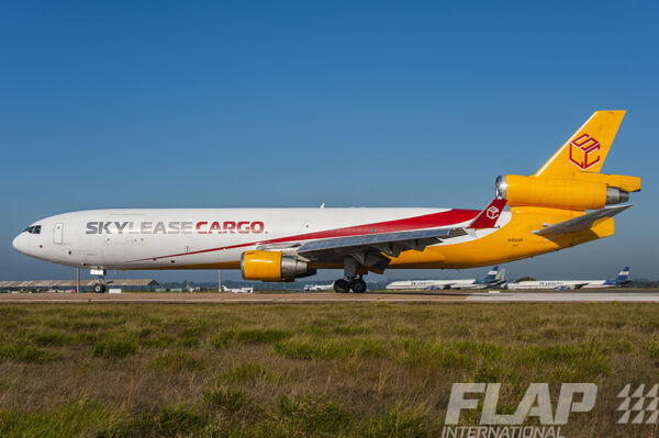 N952AR / MD-11 / SKYLEASE CARGO