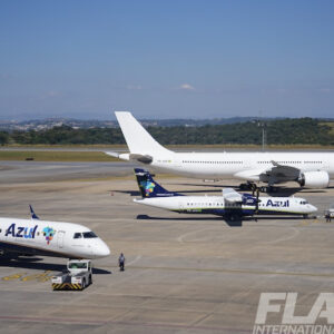 PR-AYW / E195-E1 / Azul