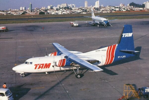 PT-LAH / Fokker 27 / TAM