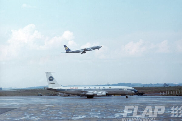 PP-VJT / 707 / Varig