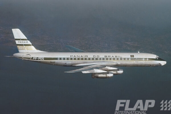 PP-PDS / DC-8 / Panair