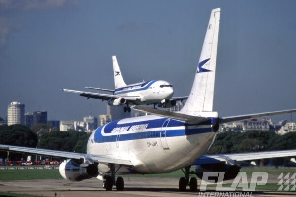 LV-JMY / 737-200 / Aerolíneas Argentinas