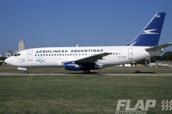 LV-ZZI / 737-200 / Aerolíneas Argentinas