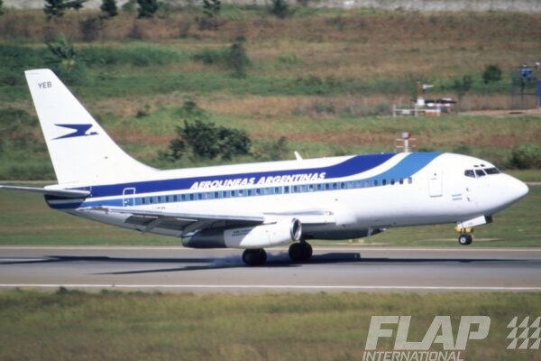 LV-YEB / 737-200 / Aerolíneas Argentinas