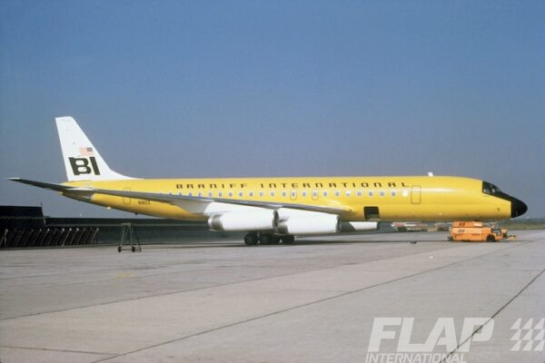 N1803 / DC-8 Series 60 / Braniff