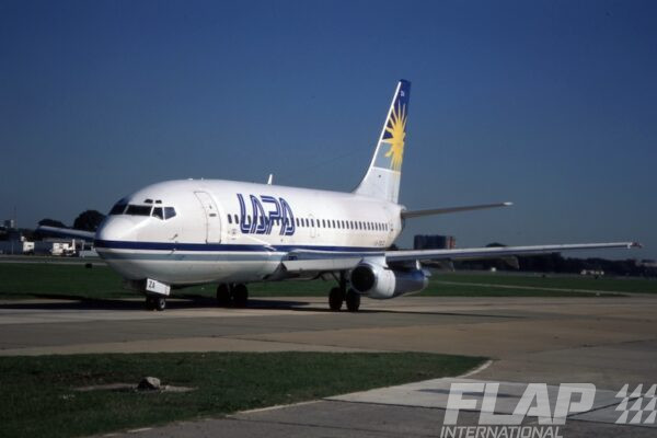 LV-YZA / 737-200 / LAPA