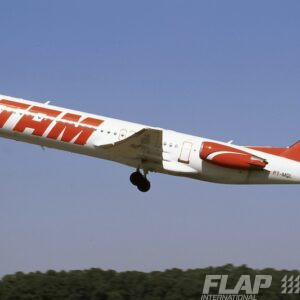 PT-MQL / Fokker 100 / TAM