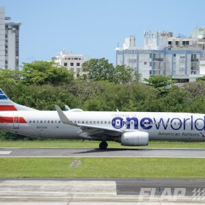 N973AN / 737-800 / American Airlines