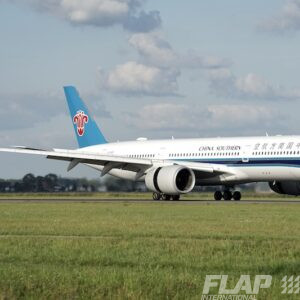 B-32ED / A350-900 / China Southern