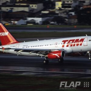 PT-MZA / A319 / TAM